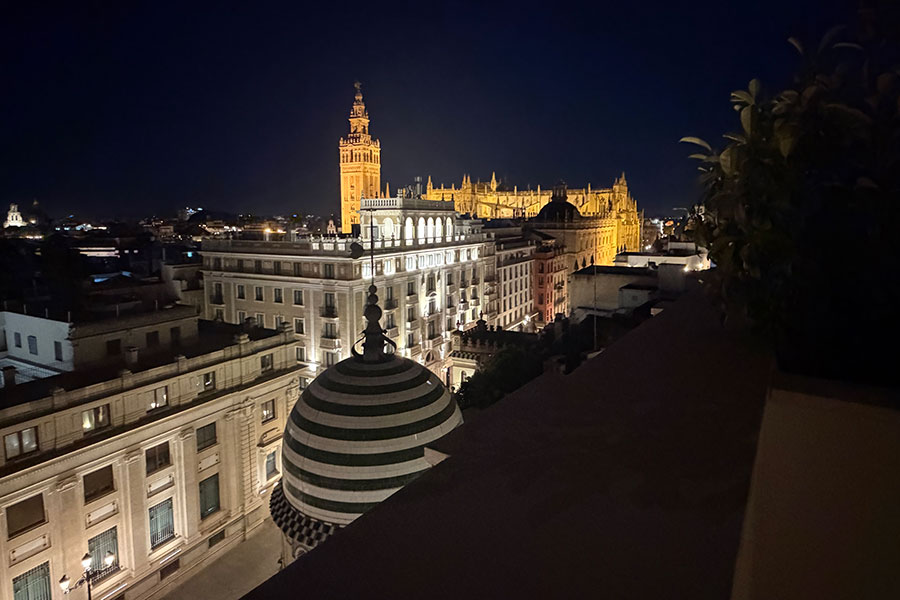 1seville900x600